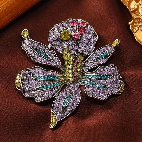 Jewelry - Lavender Blue Pink Orchid  Gold Floral Brooch